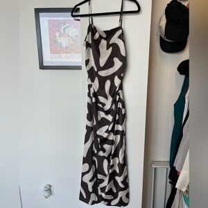 Elegant Brown and White Strapless Dress